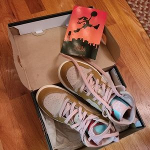Air Jordan Retro Mid Lola Bunny's 1Y